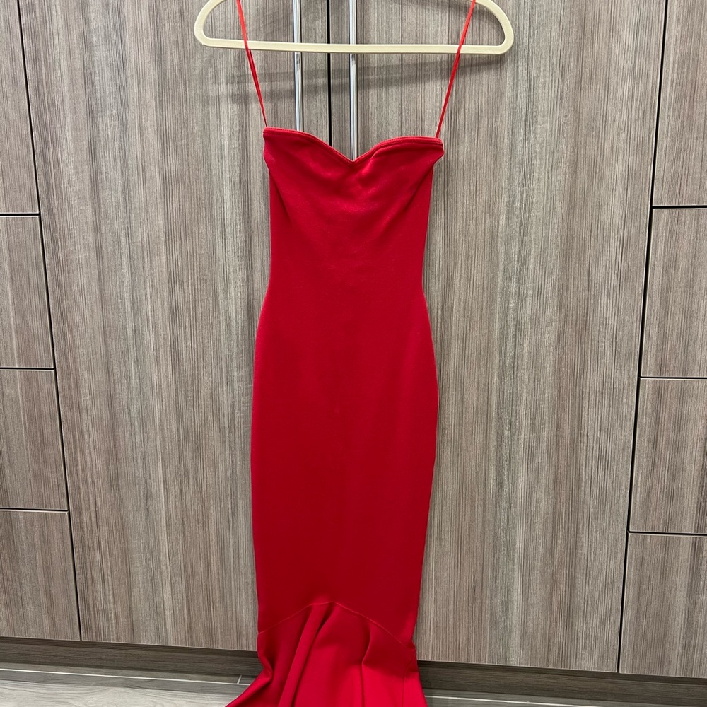 Elegant Red Evening Dress